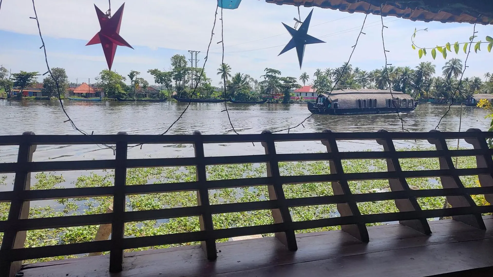 Tantra Lake House Alappuzha Homestay